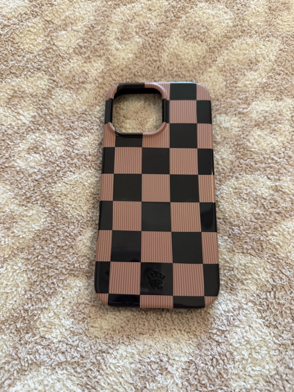 Velvet Caviar iPhone 16 pro max checkered Brown & Black Phone Case - like new!!